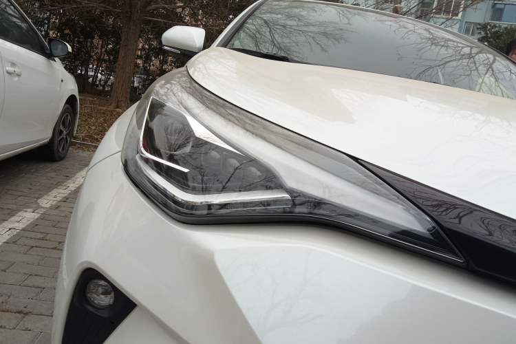 Used Toyota C-HR 2021 2.0L Luxury Edition
