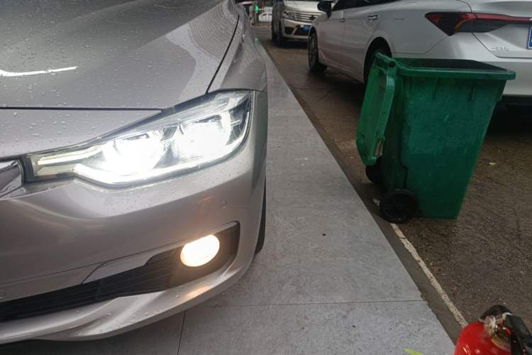 Used BMW 3 Series 2018 320Li Fashion Model
