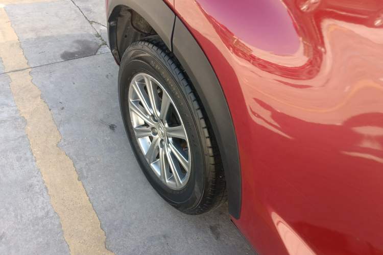 Used Lexus NX 2015 200 Front-Wheel Drive X-Trail SE Edition