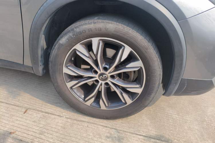 Used Infiniti QX30 2017 2.0T Four-Wheel Drive Sport Edition