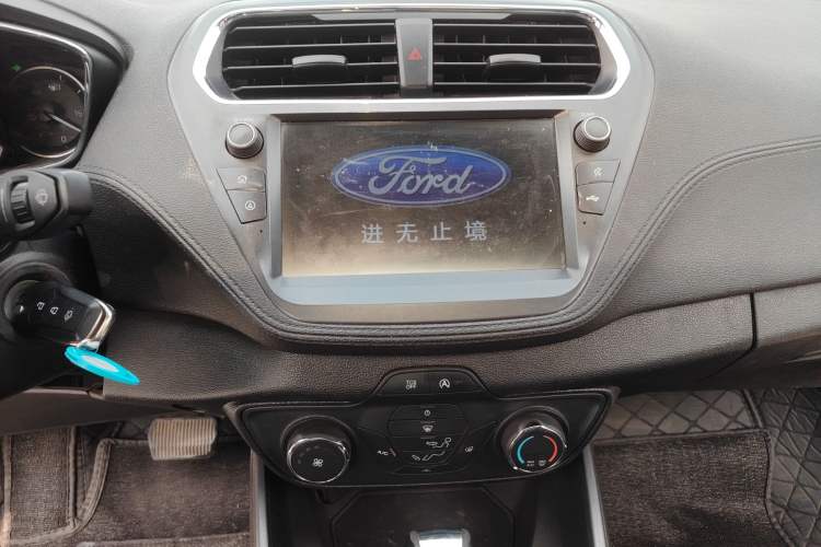 Used Ford Escort 2019 1.5L Automatic Enjoyment Model Audio And AC Panel