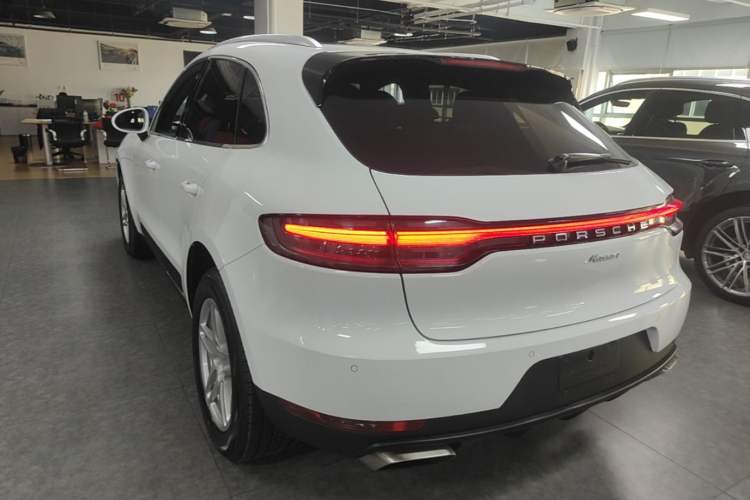 Used Porsche Macan 2018 Macan 2.0T
