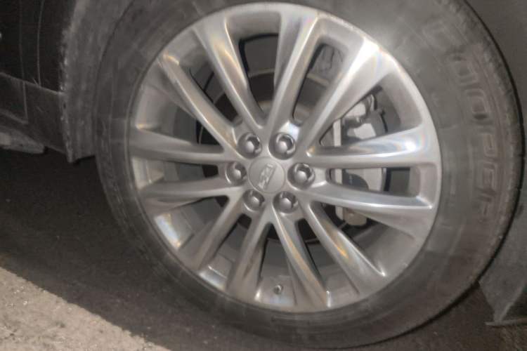 Used Cadillac XT5 2016 28T 4x4 Platinum Edition