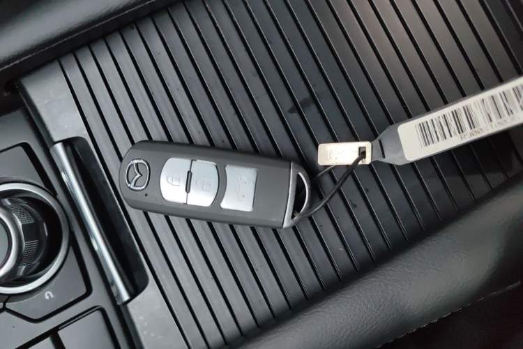 Used Mazda Mazda 3 Axela 2017 Sedan 1.5L Automatic Luxury Model Emission Standard China V