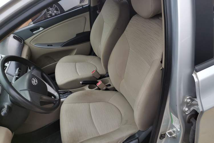 Used Hyundai Verna (older generation) 2014 1.4L Automatic Smart GLS
