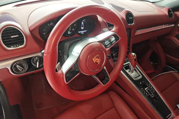 Used Porsche 718 2020 Boxster 2.0T
