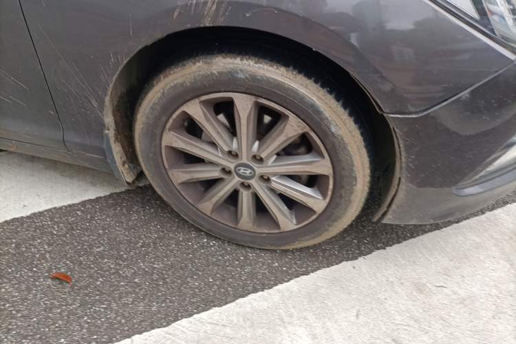 Used Hyundai Sonata 2015 1.6T GS Fashion Edition Right Front Wheel Hub