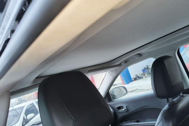 Used Jeep Compass 2017 200T Automatic Family Edition