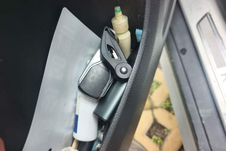 Used Roewe RX5 New Energy 2017 eRX5 50T Hybrid Connected Prestige Flagship Edition
