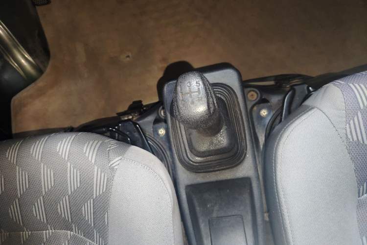 Used Dongfeng Xiaokang V27 2011 1.0L Base Version BG10-01 Gear Lever