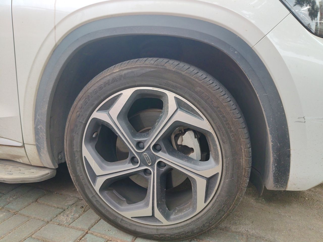 Geely Auto Monjaro L 2021 2.0TD DCT EVO Two-Wheel Drive Prestige Version — снимка 8