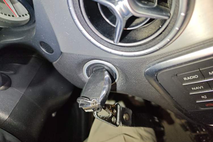 Used Mercedes-Benz CLA 2015 CLA 220 4MATIC
