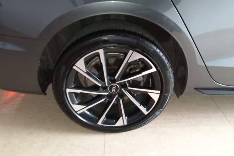 Used Audi A4L 2023 40 TFSI Luxury Dynamic Model