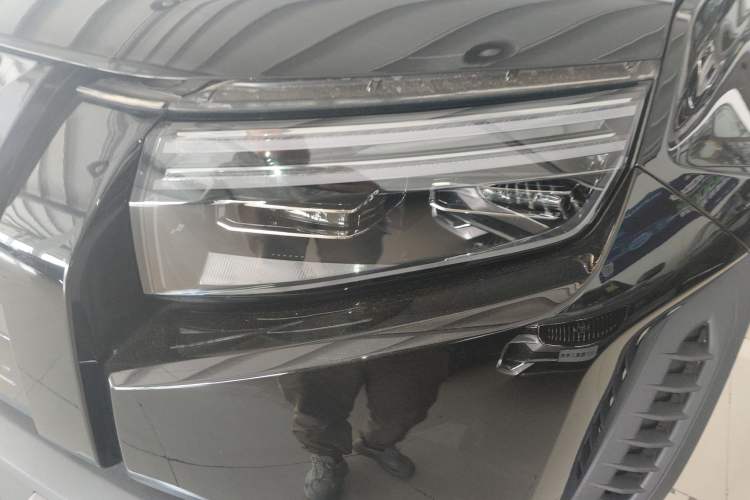 Used Formula Leopard Titanium 3 2025 501 km All-Wheel Drive Intelligent Driving Max Edition