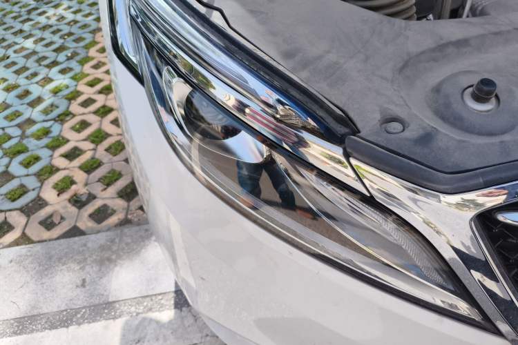 Used Buick GL8 2018 ES 28T Comfort Model China VI Standard
