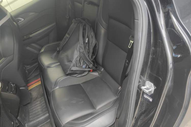 Used Lynk & Co 03 2022 2.0TD DCT GenioPlus Left Rear Seat