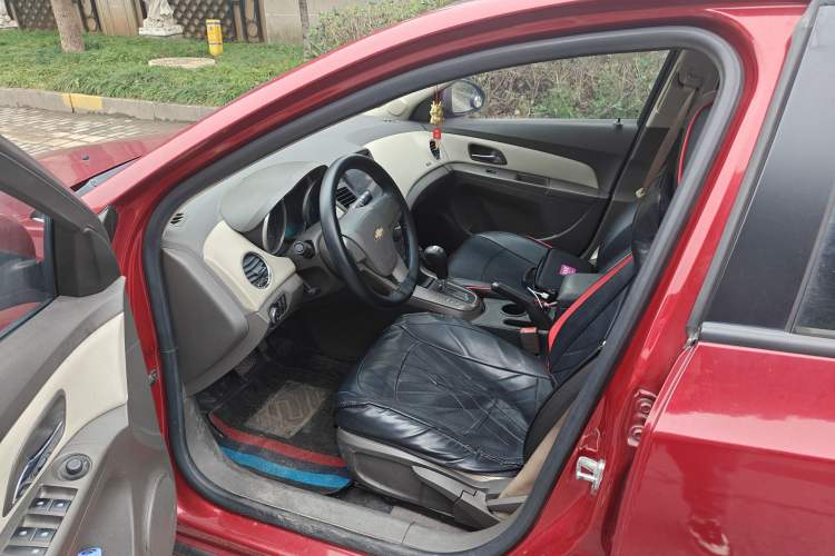 Used Chevrolet Cruze 2015 1.5L Classic SE AT
