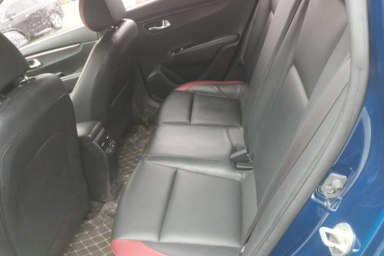 Used Kia KX Cross 2017 1.4L AT GLS