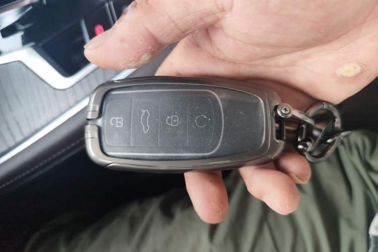 Used Chery Tiggo 8 PRO 2024 Champion Edition 390T Two-Wheel Drive Peak Version 7 Seats