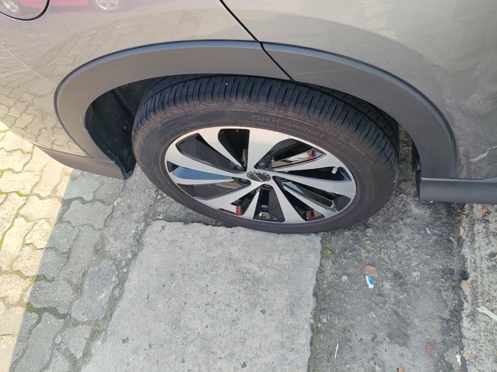 BYD Song PLUS New Energy 2023 Champion Edition EV 520KM Prestige Model — снимка 11