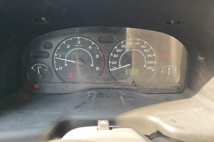 Used JMC Transit 2017 2.8T Commercial Version Short Wheelbase Mid-Roof 6/7/8-Seater JX493 Instrument Cluster