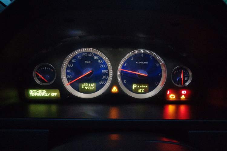 Used Volvo XC90 2010 2.5T AWD Sport Edition