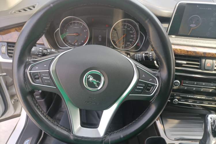 Used Hanteng X7 2016 2.0T DCT Luxury Edition
