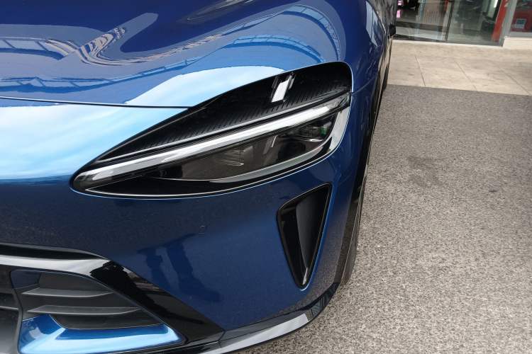 Used Xiaomi Auto YU7 2025 Ultra-Long Range High-Performance All-Wheel-Drive Max Edition