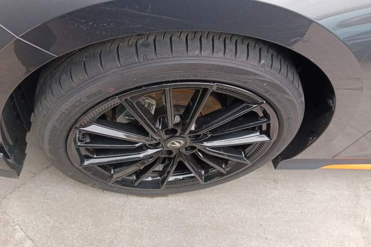 Used CHANGAN UNI-V 2024 1.5T Prestige Sport Edition
