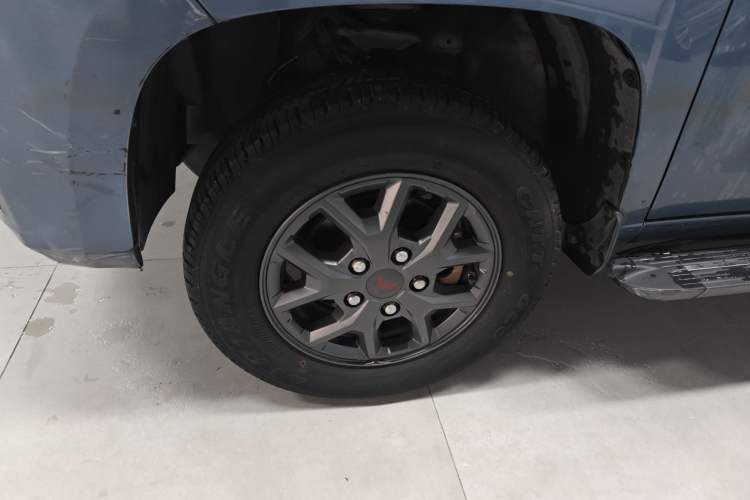 Used Wuling Zhengtu 2021 1.5L Adventure LAR Left Front Wheel Hub