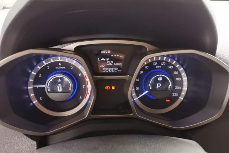 Used JAC Group Refine S3 2014 1.5L CVT Luxury Smart Model
