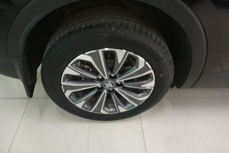 Used Buick Envision 2025 25T Entry-Grade Platinum Edition
