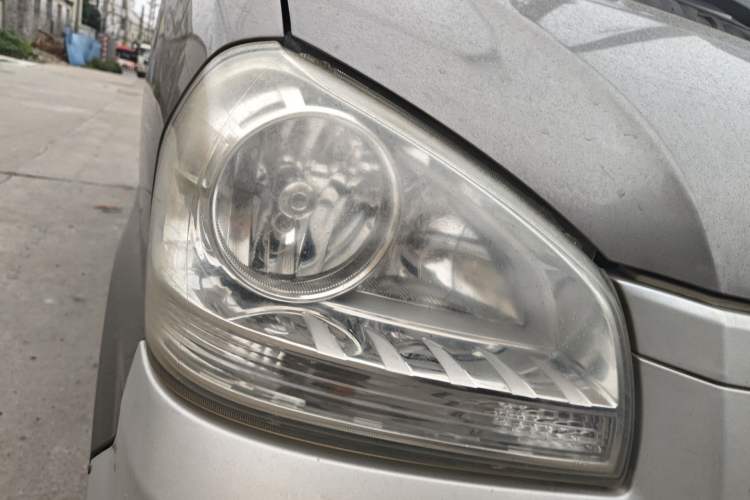 Used BAIC Weiwang 306 2013 1.2L Value Edition Basic CNG 7-seater A12 China IV Right Front Headlight