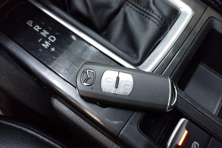 Used Mazda CX-5 2015 2.0L Automatic Two-Wheel Drive Urban Version