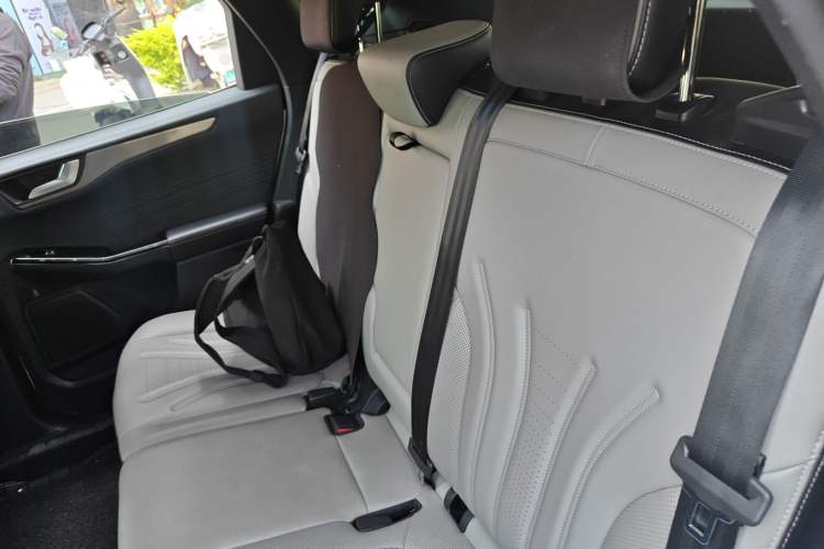 Used Ford Escape 2020 EcoBoost 245 Two-Wheel-Drive Titanium Edition