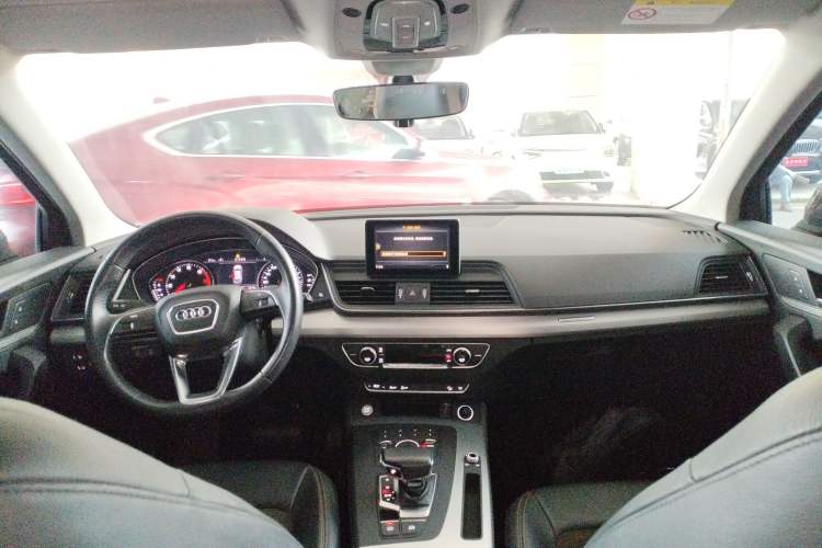 Used Audi Q5L 2020 40 TFSI Prestige Edition Center Console