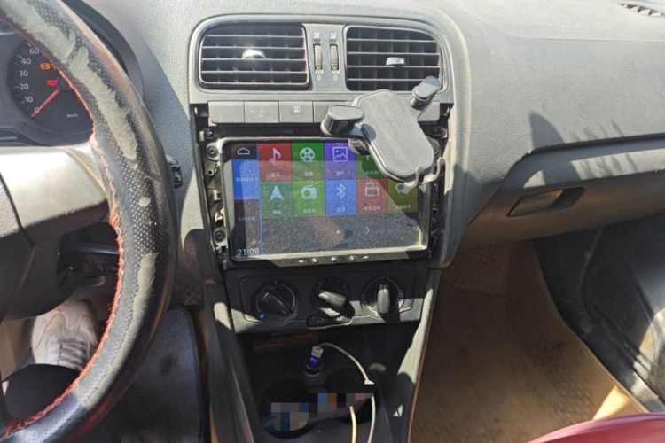 Used Volkswagen Polo 2013 1.4L Manual Fashion Edition
