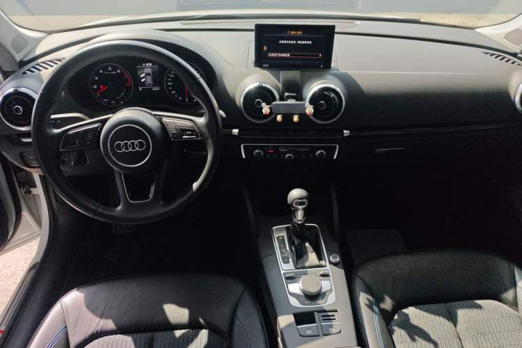 Used Audi A3 2019 Sportback 35 TFSI Fashion Edition China V
