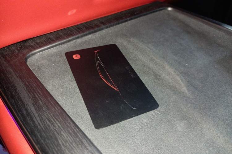 Used Xiaomi Auto SU7 2024 Rear-Drive Long-Range Intelligent Driving Version