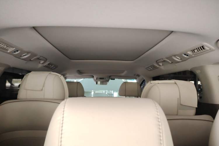 Used Denza D9 2022 DM-i 970 Four-Wheel Drive Prestige Model