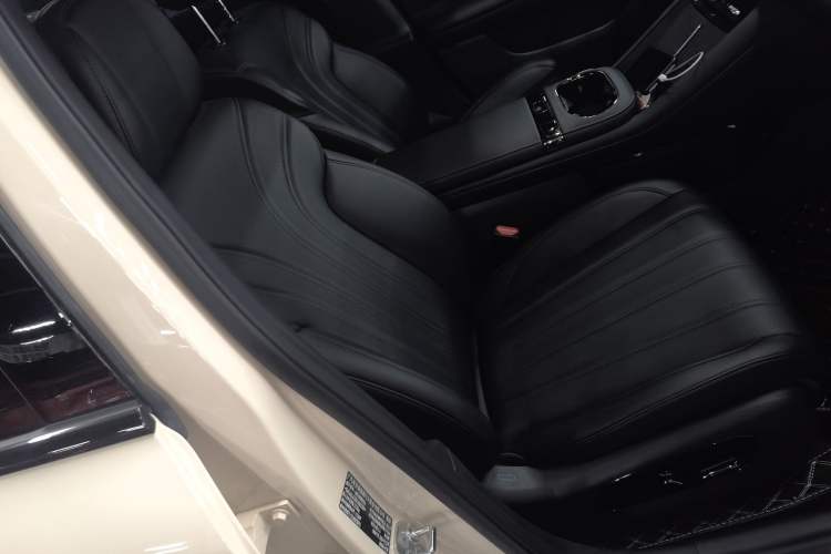 Used AION RT 2025 520 Smart Luxury Edition Right Front Seat