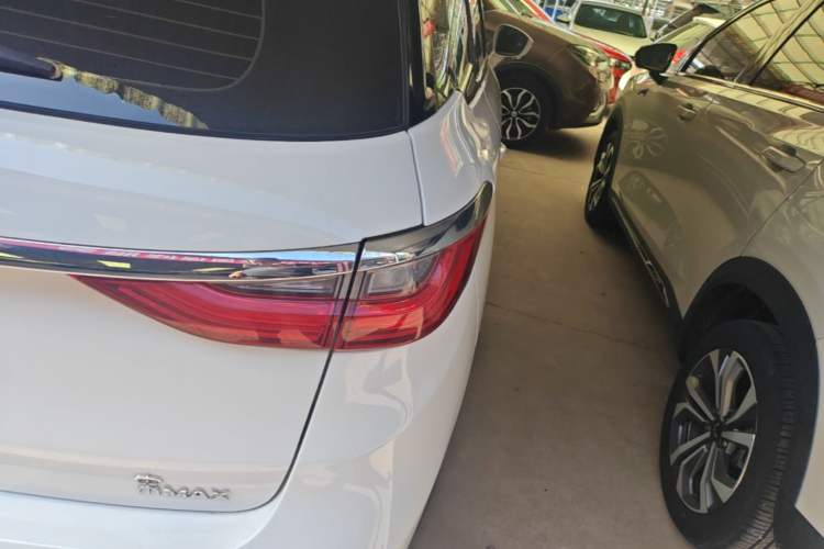 Used BYD Song MAX 2017 1.5T Automatic Smart Connect Luxury 7-Seater