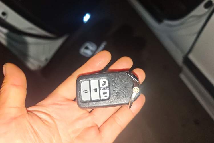 Used Honda Elysion 2016 2.4L Classic Edition Vehicle Key