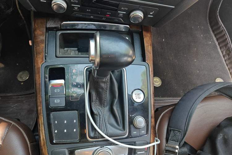 Used Audi A6L 2014 30 FSI Comfort Model