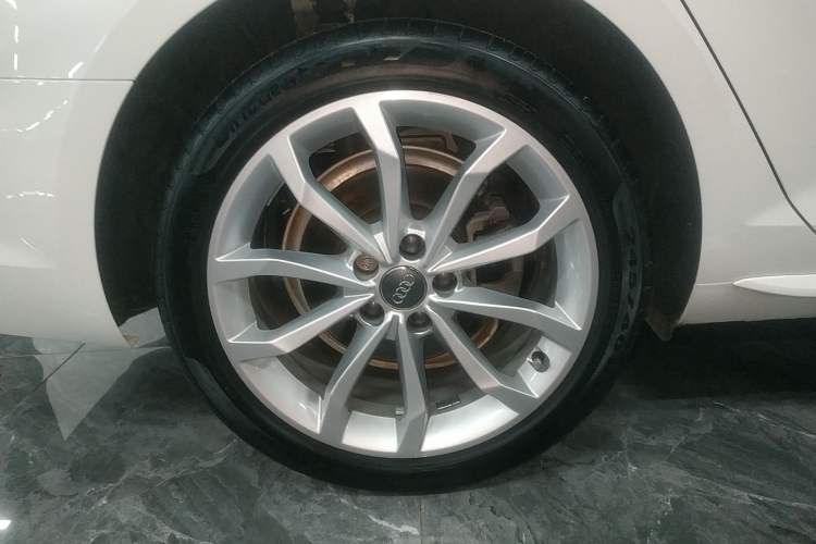 Used Audi A4L 2018 30th Anniversary Edition 40 TFSI Fashion Model