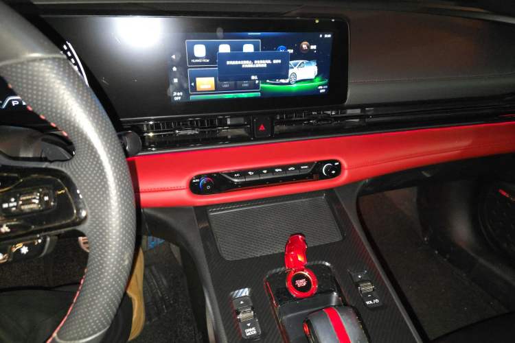 Used GAC Trumpchi EMPOW 2021 270T DCT J15 Version Audio And AC Panel