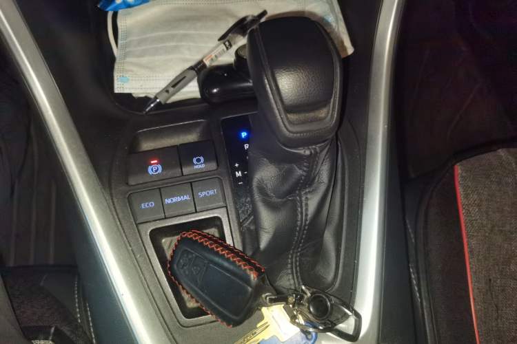 Used Toyota Wildlander 2020 2.0L CVT Two-Wheel Drive Luxury Edition
