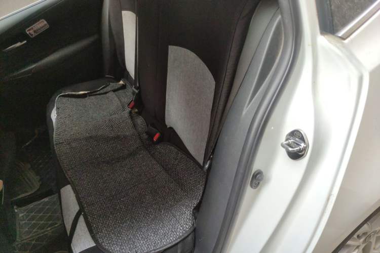 Used Toyota Levin 2019 Dual-Engine 1.8H E-CVT Entry-Level Model China VI Standard
