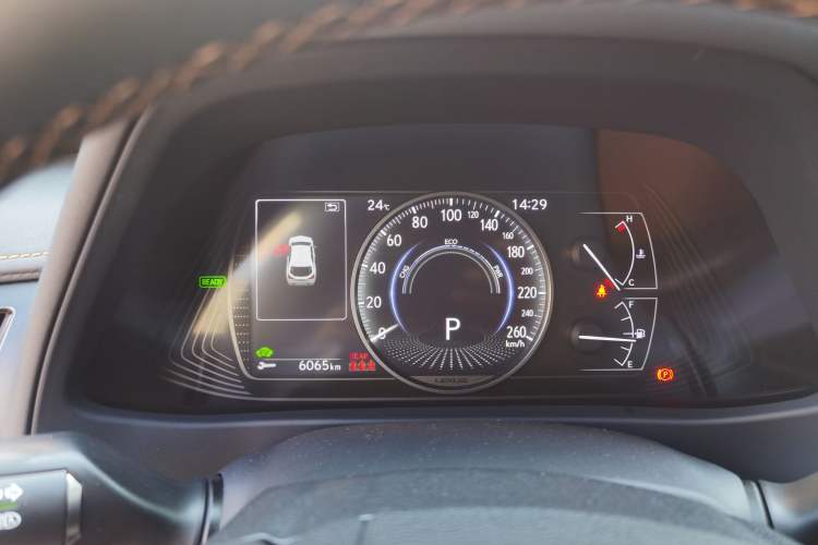 Used Lexus UX 2020 260h Explore & Adventure Edition