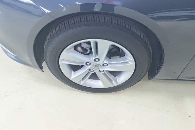 Used Buick Regal 2019 20T Elite Version China VI Standard Left Front Wheel Hub